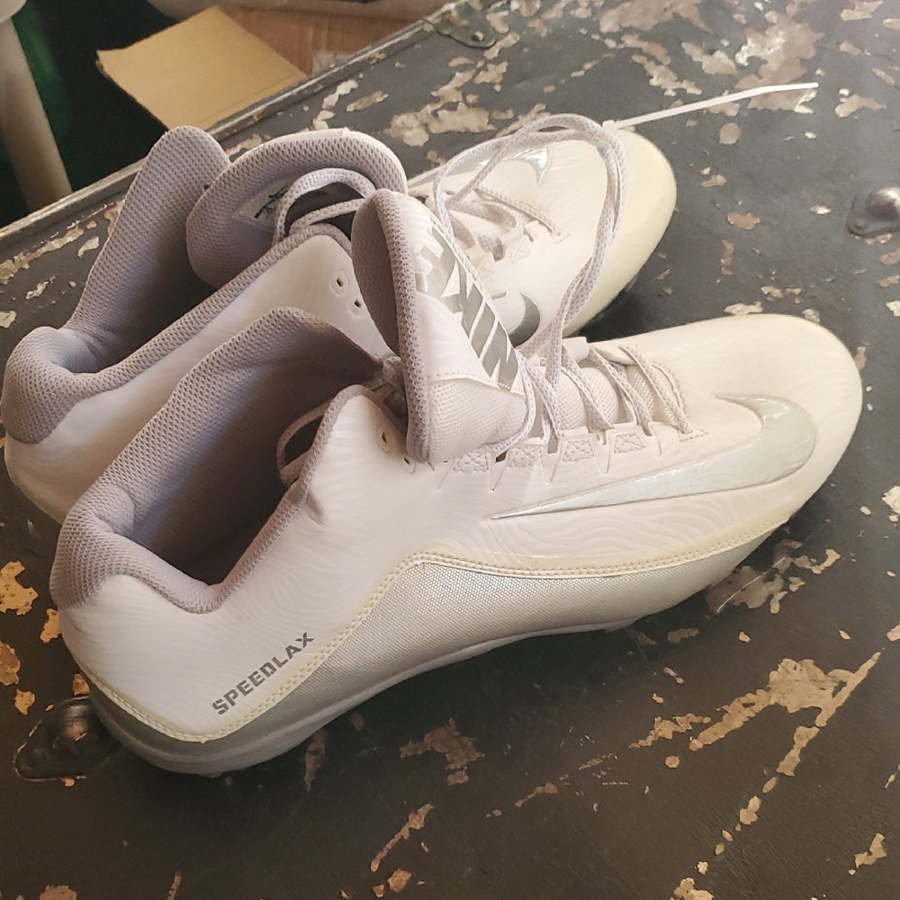Nike White and Silver Lacross Shoes Mens Size 16
